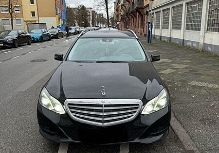 Mercedes-Benz E 300 BlueTEC T ELEGANCE ELEGANCE