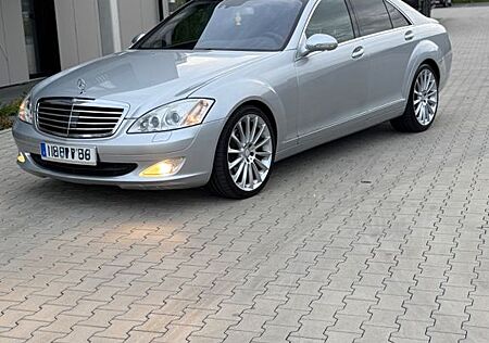 Mercedes-Benz S 350 -