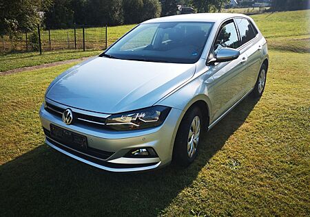 VW Polo Volkswagen 1.0 TSI 70kW Comfortline Comfortline