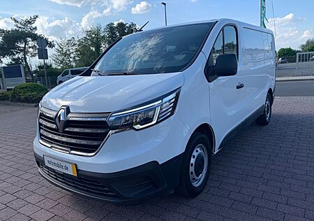 Renault Trafic 3,0t Sortimo Regale modifiziert Modell