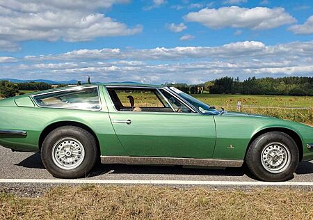 Maserati Indy