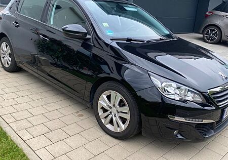 Peugeot 308 Active BlueHDi 120