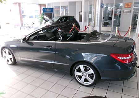 Mercedes-Benz E 220 E -Klasse Cabrio CDI BlueEfficiency