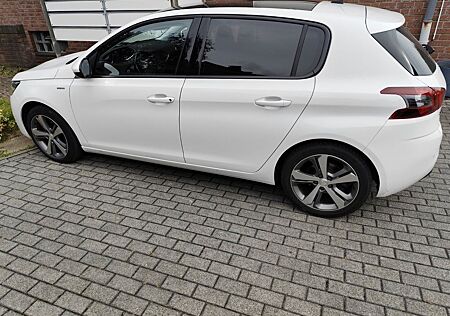 Peugeot 308 PureTech 110 Style Style