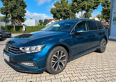 VW Passat Variant Volkswagen 110kw Business AHK Panorama DAB