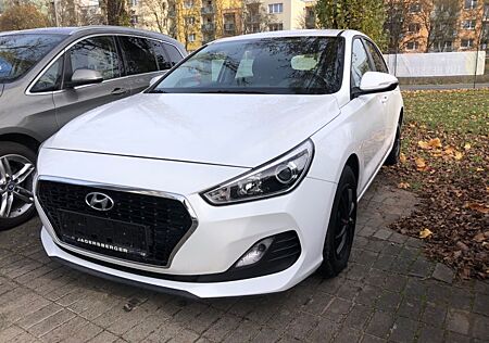 Hyundai i30 YES!