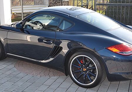 Porsche Cayman -S / PDK / Dunkelblau-metallic