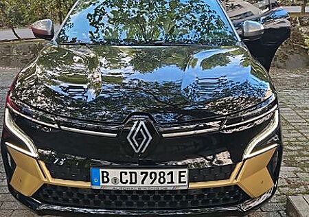 Renault Megane E-Tech Iconic 220 Comfort Range Iconic