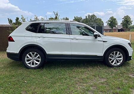 VW Tiguan Allspace Volkswagen 1.5 TSI Highline AHK Automatik