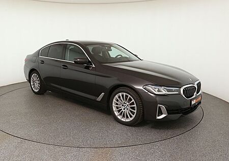 BMW 530d Luxury Line|HUD|GSD|Laser|ACC|SHZG v+h|RFK