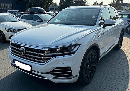 VW Touareg Volkswagen Elegance 4Motion LED/AHK/ACC/LUFT/SPUR