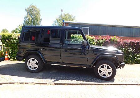 Mercedes-Benz G 500 V8 lang 5-türig*Leder*Schiebedach*