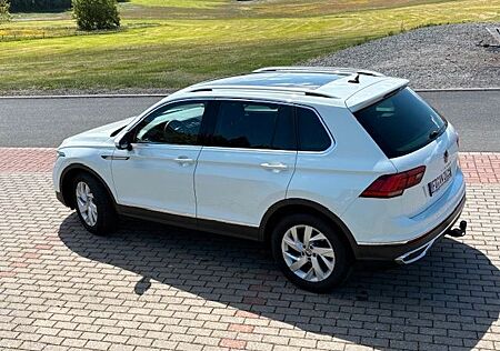 VW Tiguan Volkswagen 2.0 TDI SCR DSG Elegance Elegance