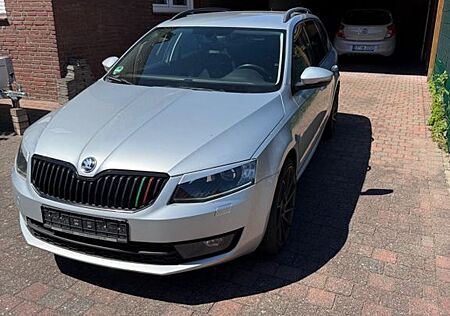 Skoda Octavia 2.0 TDI DSG Joy Combi Joy