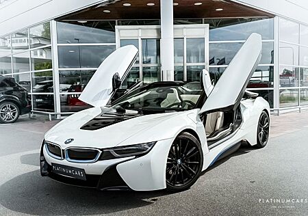 BMW i8 Roadster 1.5 374hp / Travel / HUD / 360