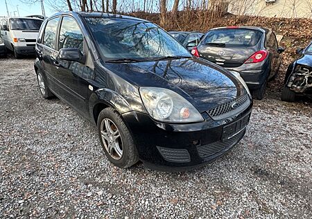 Ford Fiesta Style
