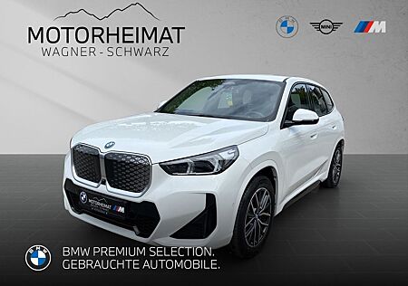 BMW iX1 xDrive30 M Sport 360° HUD AdapLED