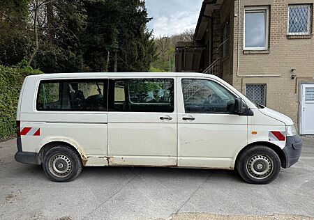 VW T5 Transporter Volkswagen T5 * 9 Sitzer* Klima*Automatik * 2.5 TDI *