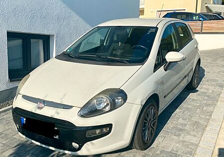 Fiat Punto 1.4 8V Start&Stopp, 8-fach bereift