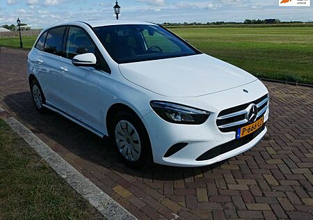 Mercedes-Benz B 200 gebraucht kaufen Mercedes-Benz B 200 200d AUT * EX POLITIE ---- 2022!! * AC kam