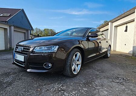 Audi A5 2.0 TDI (DPF) quattro Sportback -