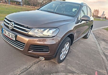 VW Touareg Volkswagen 3.0 V6 TDI Tiptronic BlueMotion Tech...