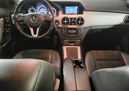 Mercedes-Benz GLK 220 7-G BlueEfficiency 4Matic SPORT-PAKET