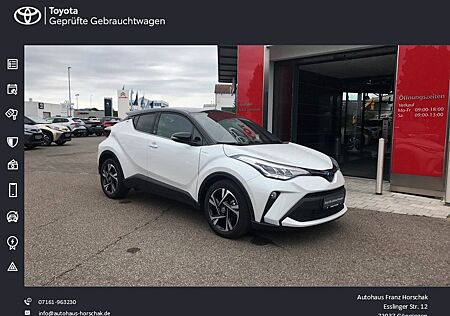 Toyota C-HR Hybrid Team D