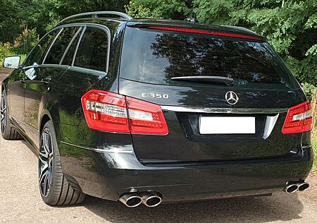Mercedes-Benz E 350 4MATIC T BlueEFFICIENCY -
