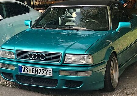 Audi 100 VOLLVERZINKT