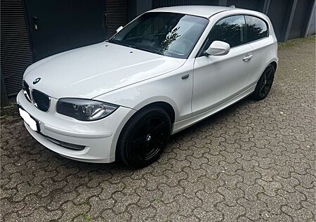 BMW 116 1er - LED - CARPLAY - STEUERKETTE NEU