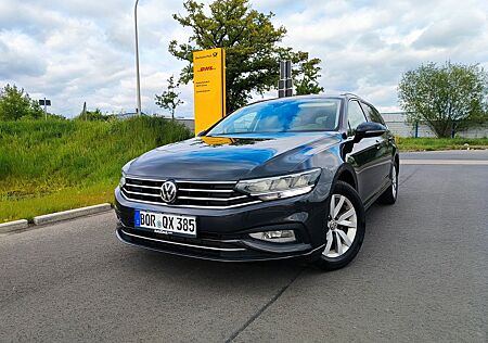 VW Passat Volkswagen 1.6 TDI SCR DSG Conceptline Conceptline