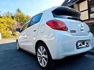 Mitsubishi Space Star 1.2 Shine/Neu TÜV/Neu Inspektion/