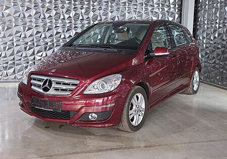 Mercedes-Benz B 200 *PANORAMA*XENON*PDC