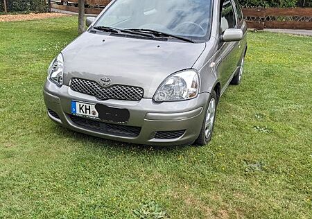Toyota Yaris 1.0 Sol