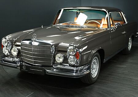Mercedes-Benz 280 SE 3,5 Coupé, voll restauriert, deutsch !