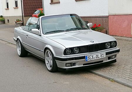 BMW 320i Coupe