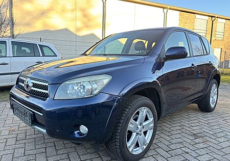 Toyota RAV 4 Executive 4x4*Leder*Navi*SZH*