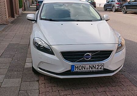 Volvo V40 D2 LINJE YOU! LINJE YOU!