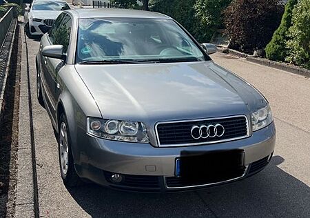 Audi A4 2.0 -