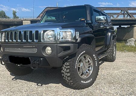 Hummer H3 3.7 Luxury Auto. Luxury