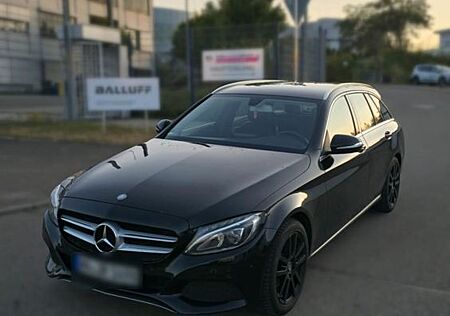 Mercedes-Benz C 200 T AVANTGARDE Autom. AVANTGARDE W205