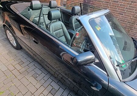 Audi A4 2.5TDI Cabriolet -