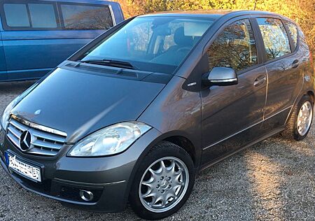 Mercedes-Benz A 170 Avantgarde BlueEFFICIENCY -