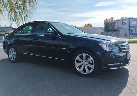 Mercedes-Benz C 250 CDI 4MATIC BlueEFF. AVANTG. Autom. AVA...