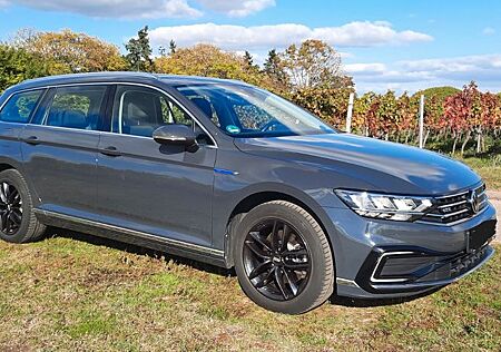 VW Passat Variant Volkswagen 1.4 TSI DSG GTE Variant GTE