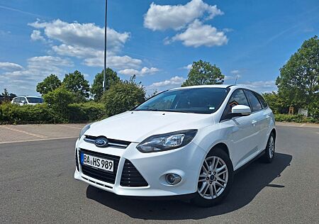 Ford Focus 2,0TDCi 103kW PowerSh. Titanium Turnie...