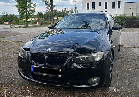 BMW 320i Coupé -