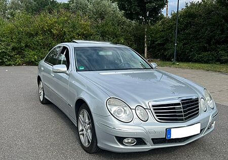 Mercedes-Benz E 280 4MATIC ELEGANCE Elegance