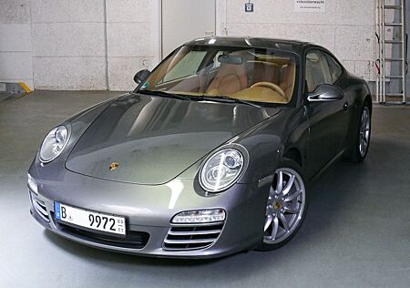 Porsche 997 Carrera Coupé